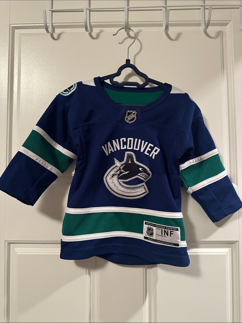 NHL Vancouver Canucks Kids Navy Green White Jersey